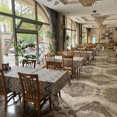 Golden City Hotel 바쿠 외부 사진