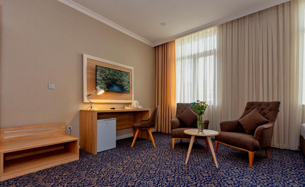 Golden City Hotel 바쿠 외부 사진