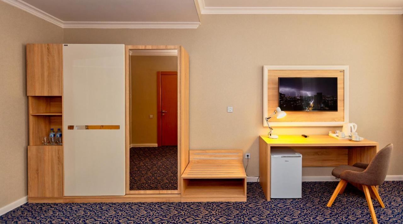Golden City Hotel 바쿠 외부 사진